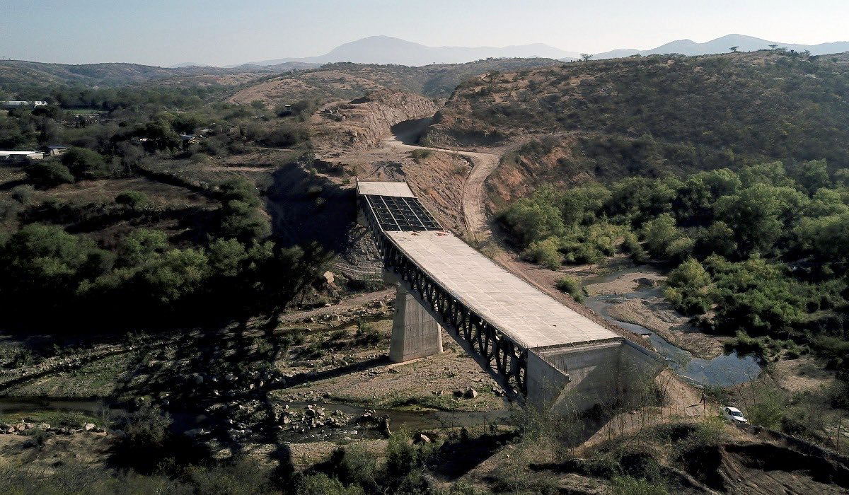 Construcción de autopista Oaxaca Revista TyT