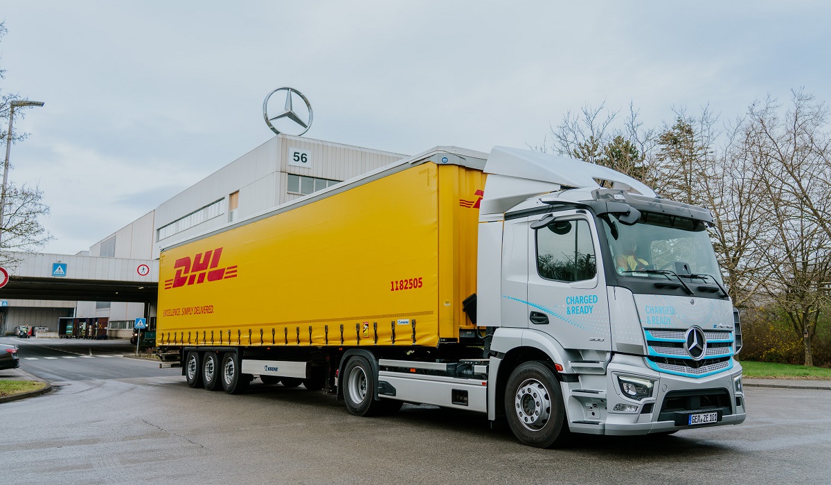 Dhl Prueba El Mercedes Benz Eactros En Operaciones Para La Planta