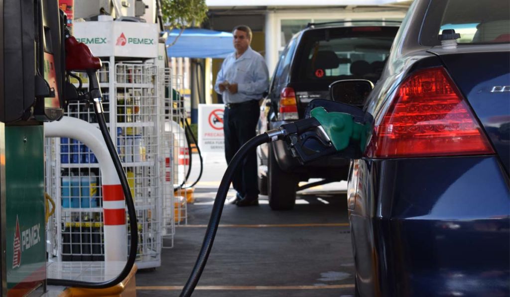 AMLO evitará mayor impacto a la inflación con subsidios al diesel y gasolinas: BBVA