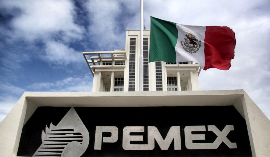 Moody’s recorta calificación de Pemex y eleva perspectiva a estable