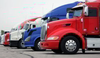 Primas de camiones cae 7.3% en el semestre afectadas por las ventas: AMIS