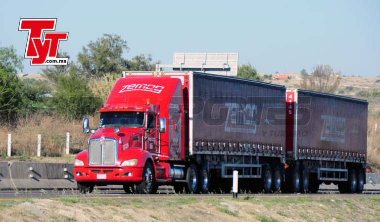 Carga del autotransporte cae 7.2% en el año de la pandemia