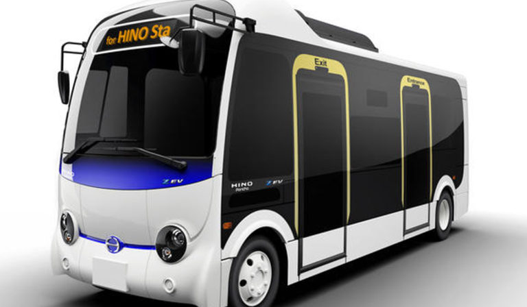 Hino alista autobús eléctrico para 2022