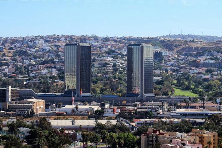 https://www.tyt.com.mx/nota/gobierno-de-sheinbaum-extiende-a-2025-estimulos-fiscales-en-la-frontera-norte