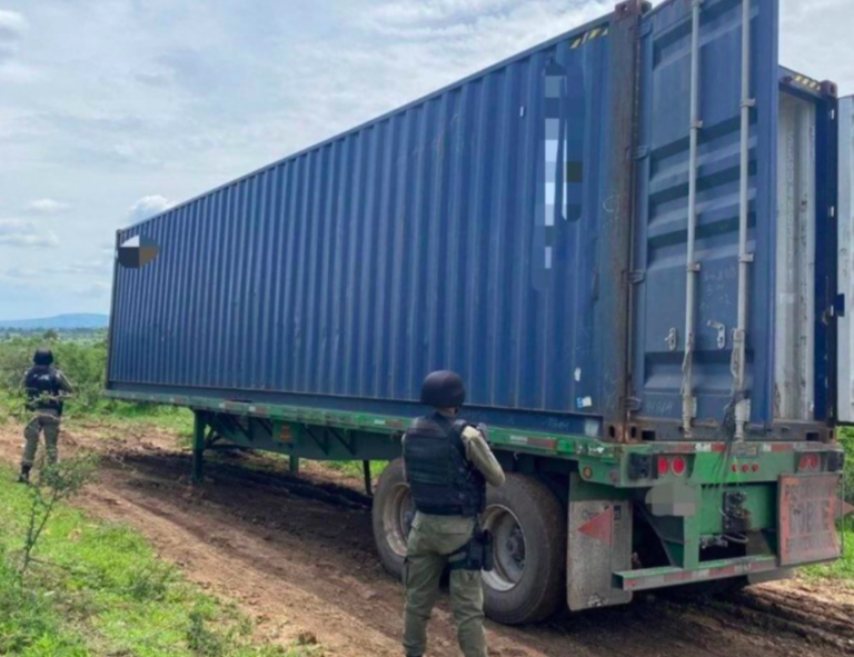 Recuperan equipo pesado robado en Abasolo y Juventino Rosas, Guanajuato