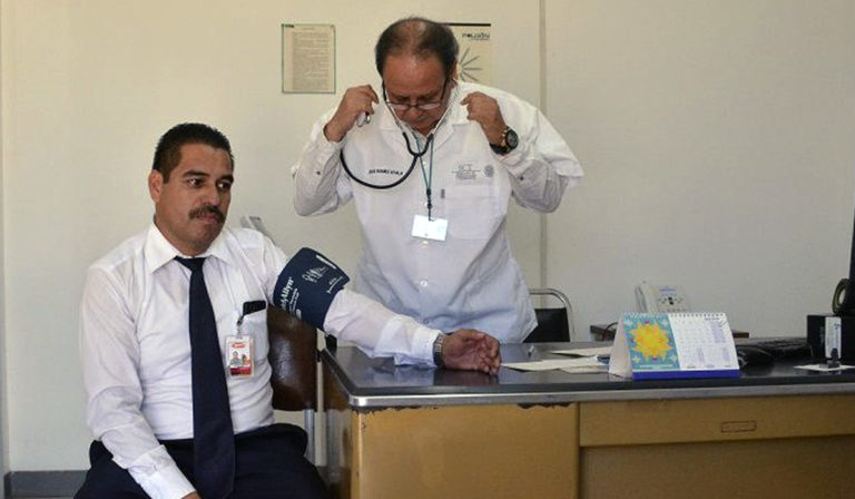 SCT presume más de 100 mil aptos médicos en el año