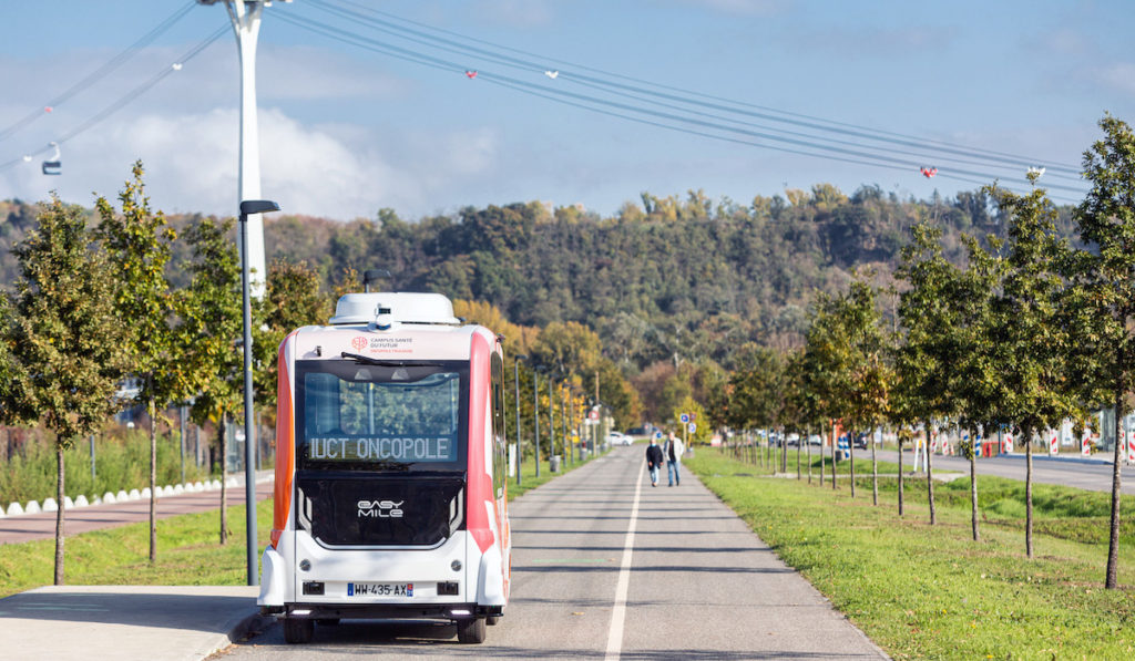 EasyMile lleva los primeros vehículos autónomos a vías públicas de Europa