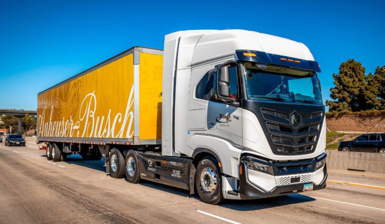 cerveza-Anheuser-Busch-Nikola-BYD-Motors