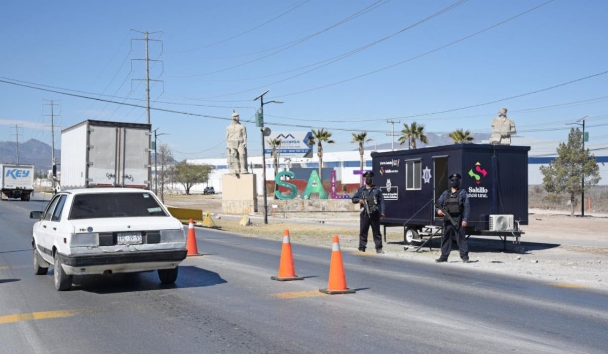 Refuerzan seguridad en carreteras de las cuatro entradas de Saltillo