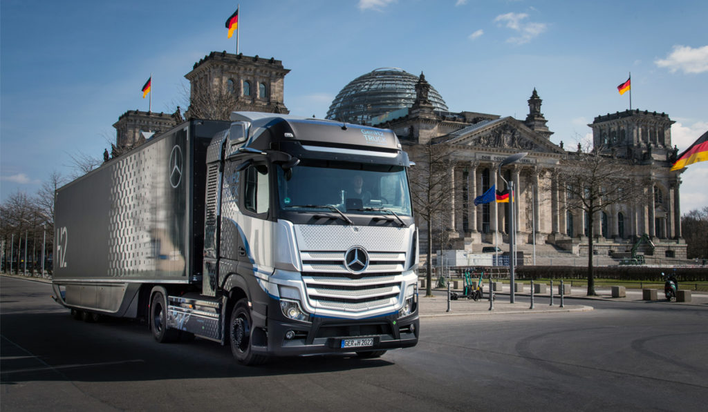 ¡A rodar! Daimler Truck exhibe su camión a hidrógeno en Berlín