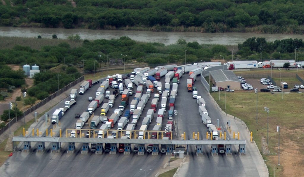 Autotransporte México-EU reporta su mejor inicio de año