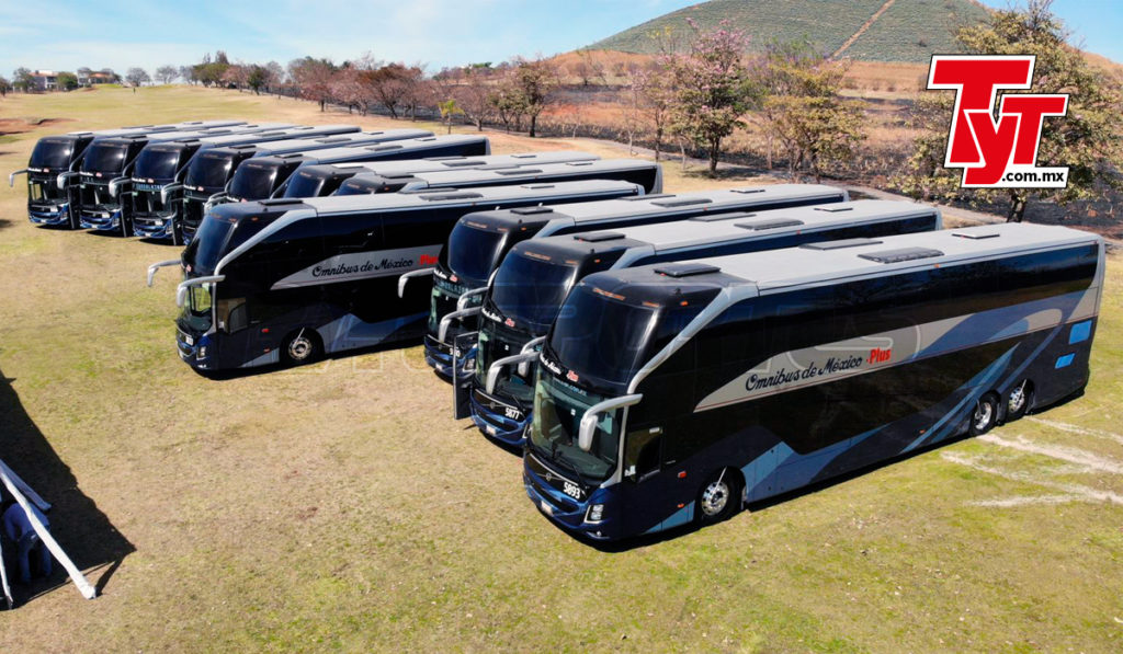 Volvo Buses presenta el 9800 DD Euro 6; Omnibus de México recibe la primera unidad