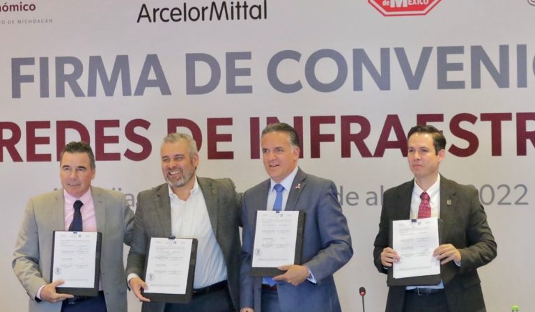 KCSM y Arcelor Mittal contribuyen a obras de infraestructura en Michoacán