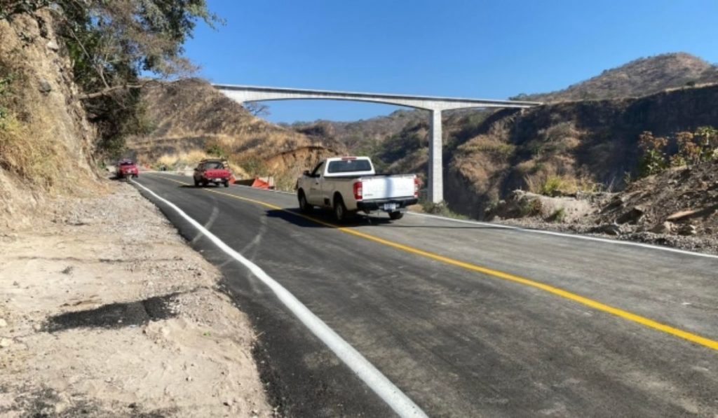 Reabren carretera Colima-Guadalajara tras seis meses cerrada