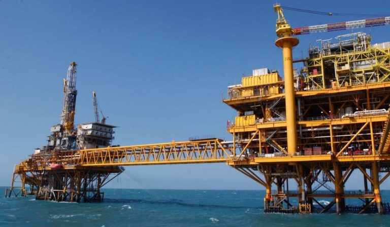 Senado pide a la Semar informe sobre robo en plataformas petroleras de Campeche