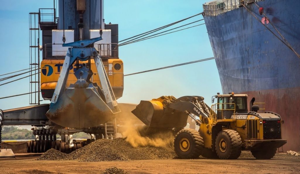 ArcelorMittal suma inversión de 150 mdd para extracción minera en Michoacán