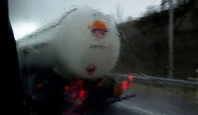 El clima persisten lluvias fuertes en el noreste y sureste del país (1)