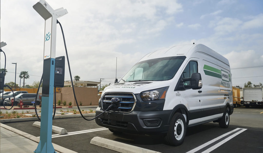 Penske y Shell van juntos por la carga de vehículos eléctricos