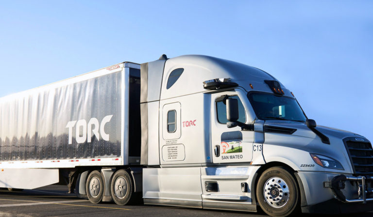 Penske dará mantenimiento a flota autónoma de Torc Robotics