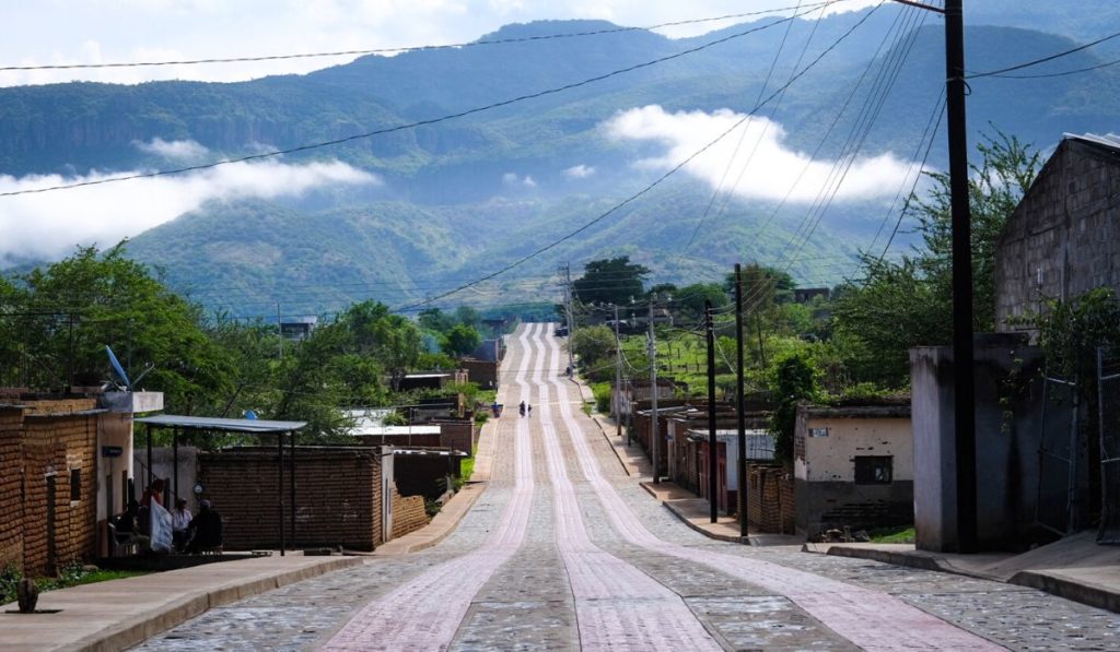 Carretera Bolaños-Tenzompa-Huejuquilla contará con una inversión de 1,174 mdp