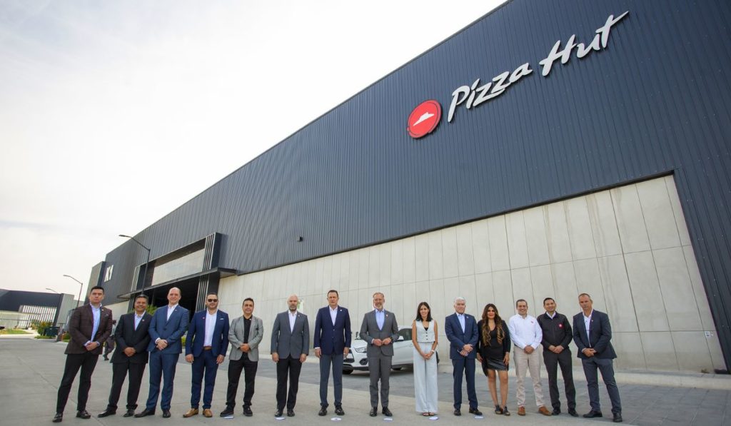 Pizza Hut estrena planta en Querétaro con inversión de 7.5 mdd Pizza Hut estrena planta en Querétaro con inversión de 7.5 mdd