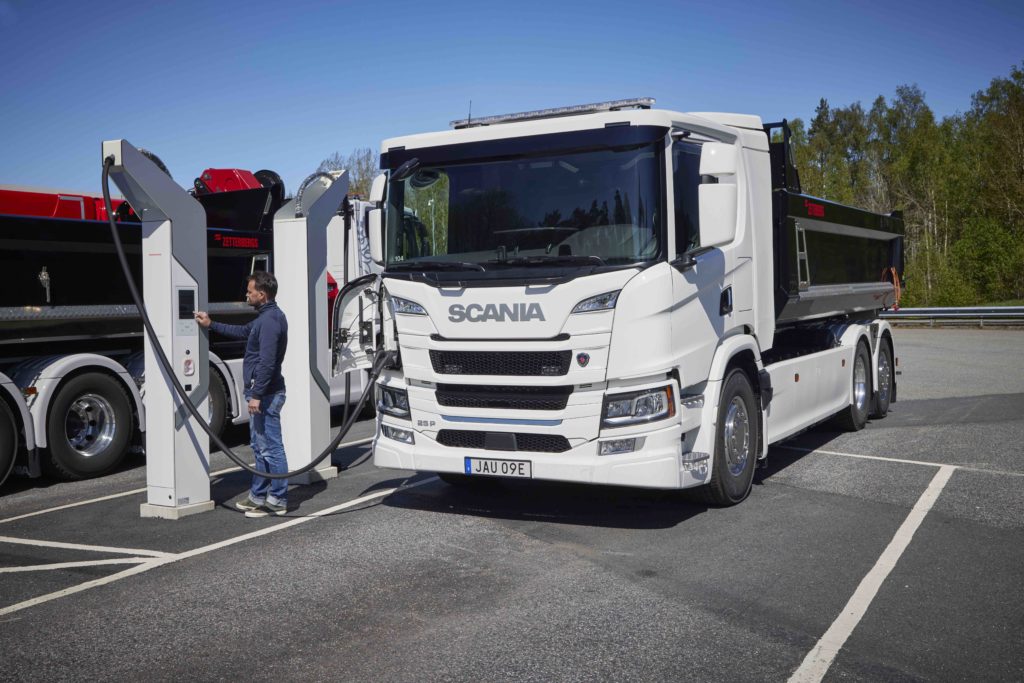 TRATON adopta plan para red de carga de camiones eléctricos en Alemania