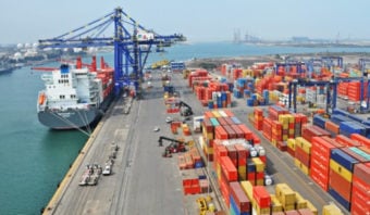 Movimiento-de-contenedores-cabotaje