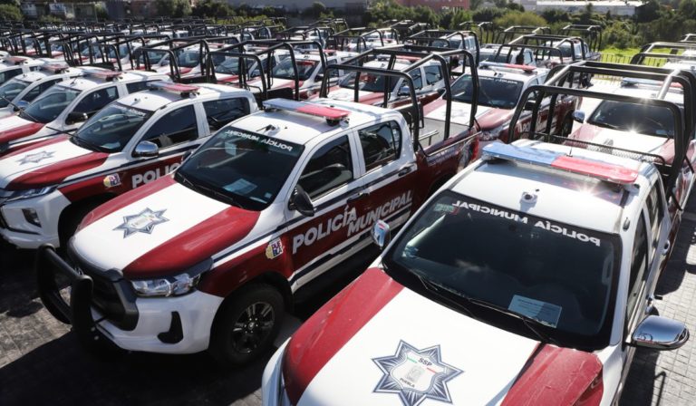 Puebla entrega 100 unidades a la Policía Municipal con inversión de 1,400 mdp