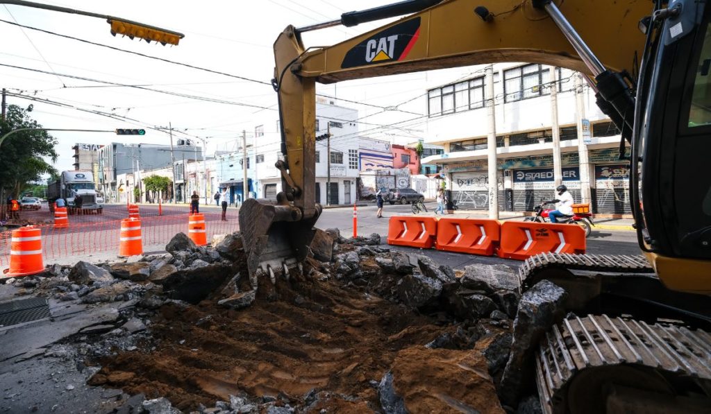 Jalisco arranca reconstrucción de avenida en Guadalajara con inversión de 80 mdp