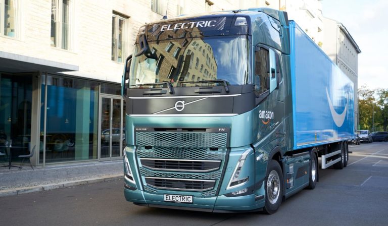 Volvo-camiones-electricos-acero-libre-de-fosiles-1
