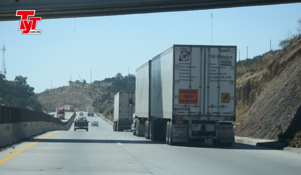 Prohibir el doble remolque no es la solución, insiste Canacar