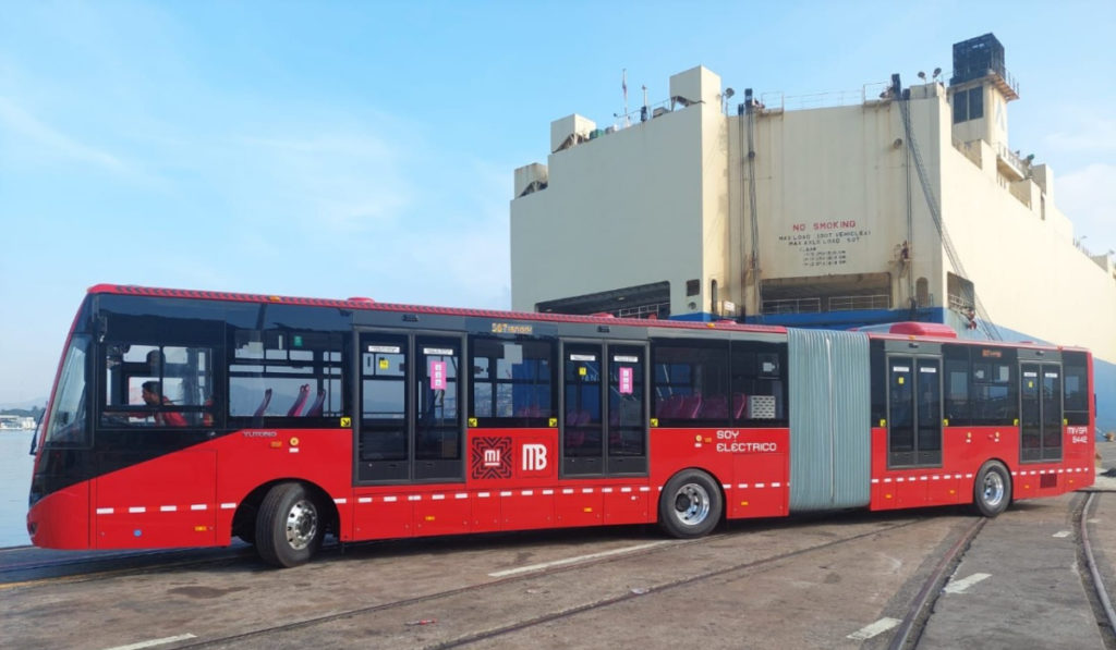 Metrobús-recibe25buseselectricos