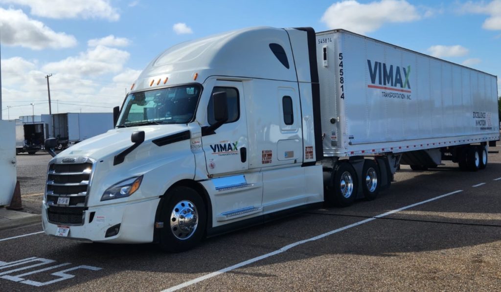 Vimax Transportation: la historia de un transportista que quería ser doctor