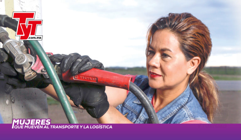 Clara Fragoso, una ama de casa que se subió al camión para mantener a sus cuatro hijos