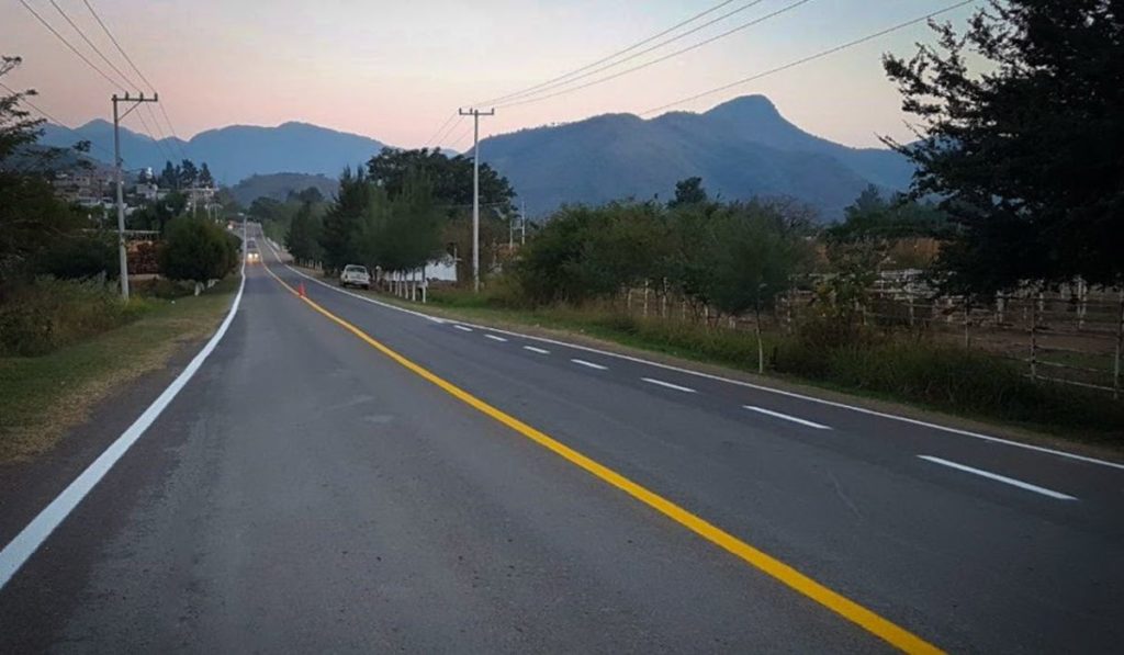 SICT destina 437.3 mdp para la rehabilitación carretera de Michoacán