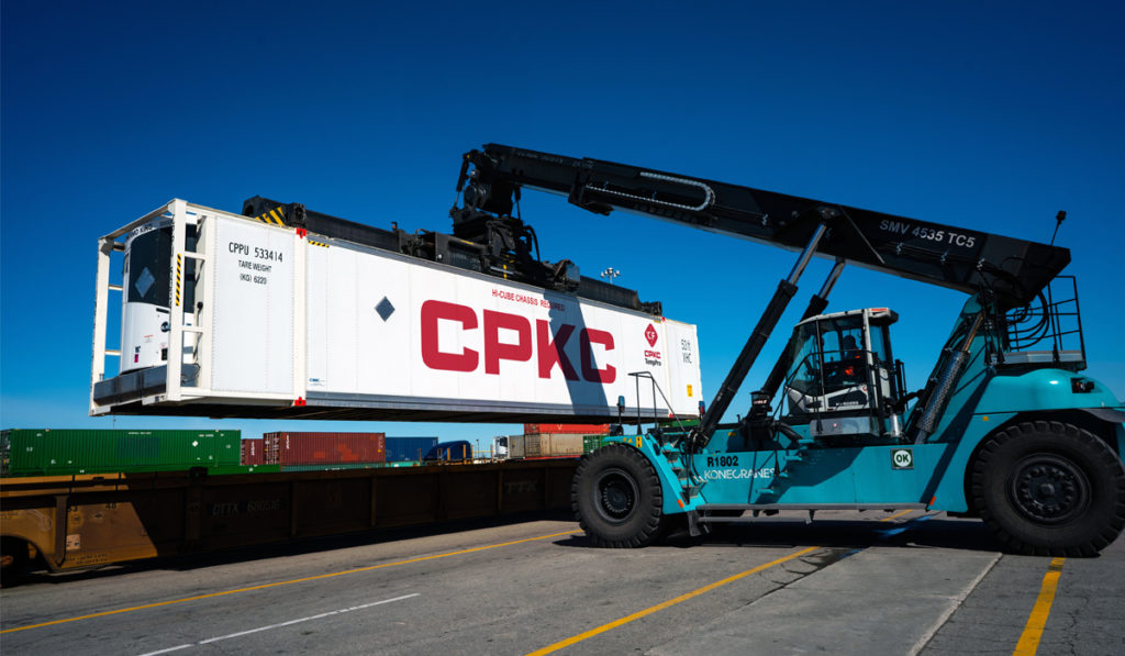 CPKC adquiere 1,000 contenedores refrigerados para su servicio intermodal MMX