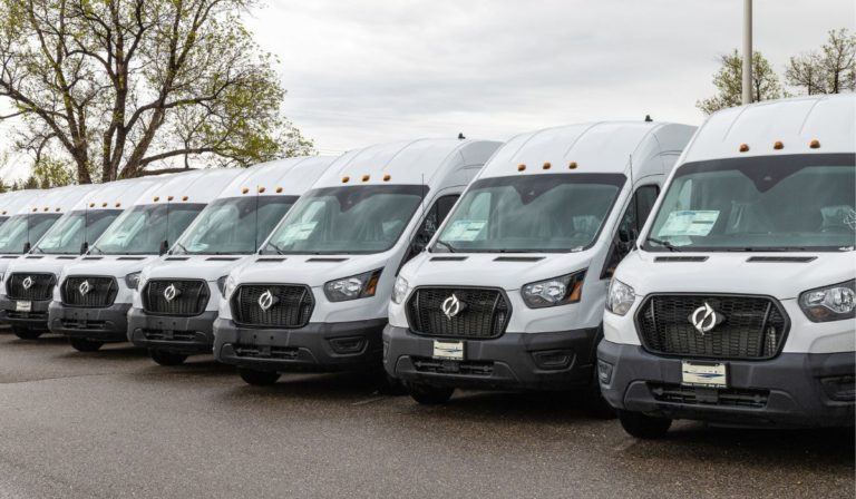 Lightning-eMotors-van-ZEV3-Macnab