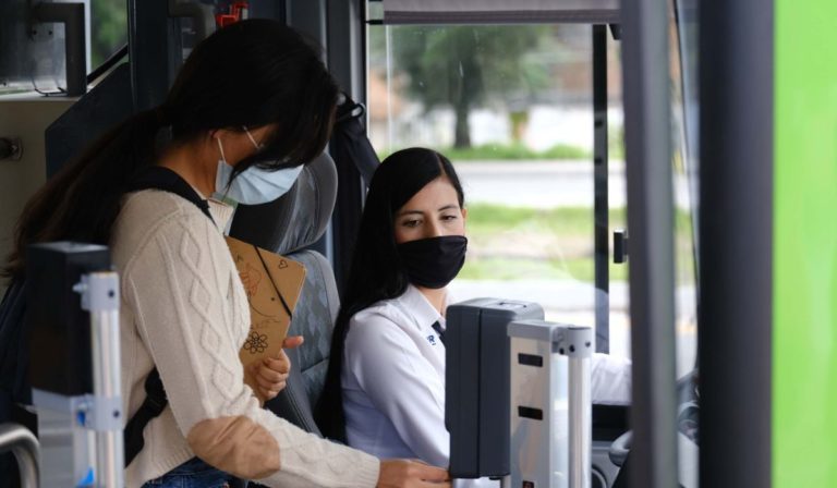 Mujeres Conductoras de Jalisco mejora la calidad del servicio, señala estudio