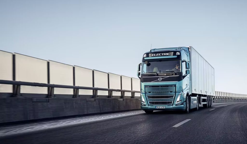 Maersk-Volvo-FH-Electric