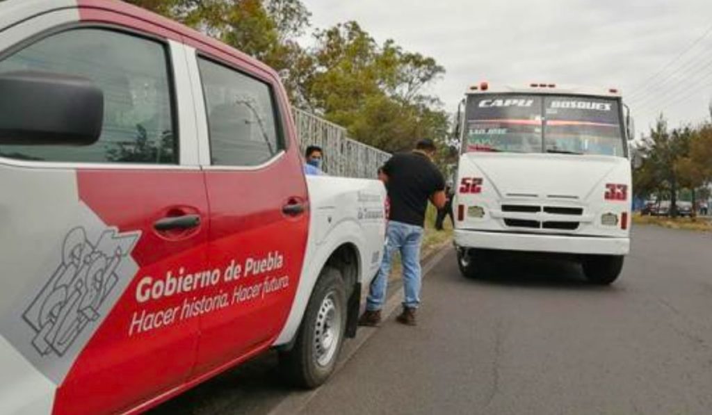 Puebla dará créditos y descuentos a operadores de transporte público
