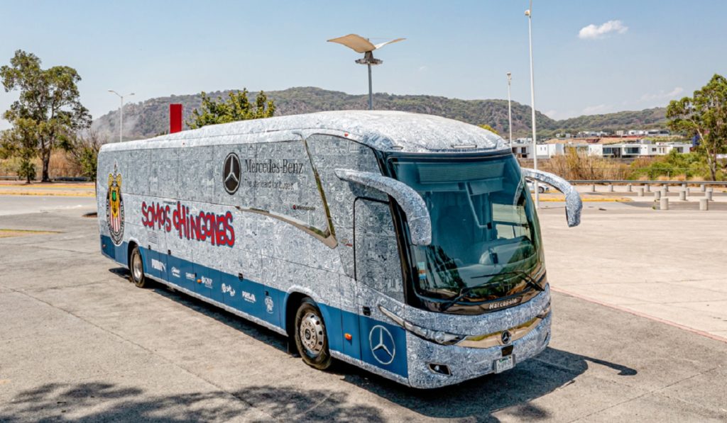 Mercedes-Benz-Autobuses-Chivas
