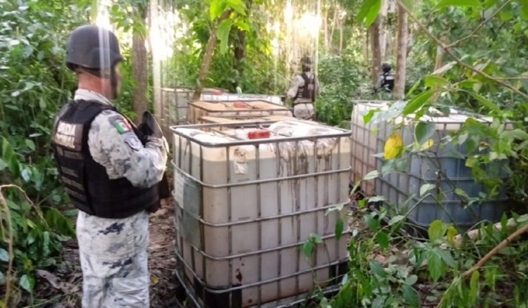 Guardia Nacional desmantela almacenamiento de huachicol en Tabasco