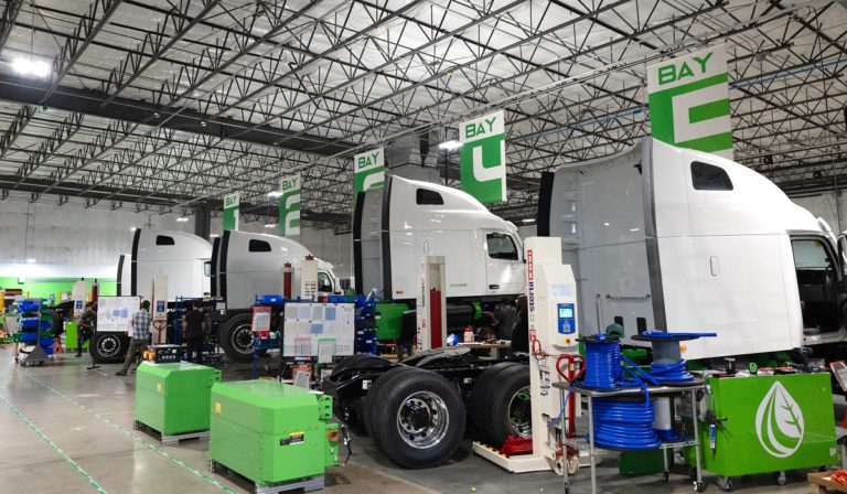 California-Cummins-Hyliion-Hypertruck-ERX