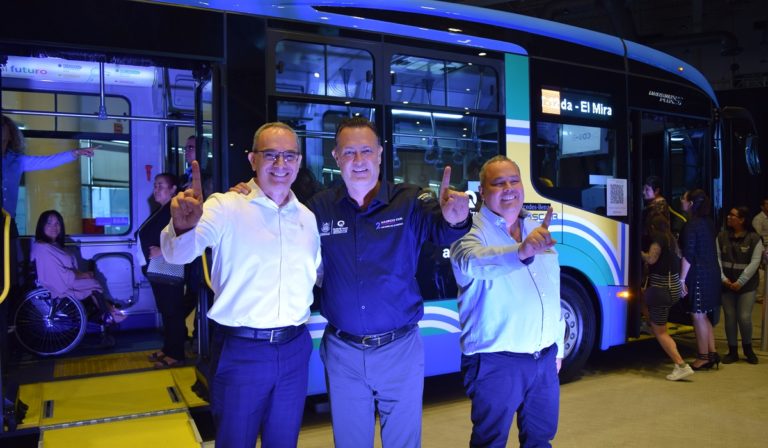 Mercedes-Benz-Autobuses-Queretaro