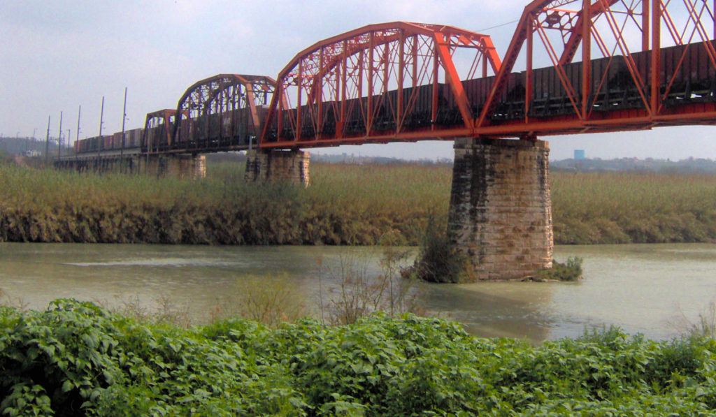 Puente-Ferroviario-Eagle-Pass