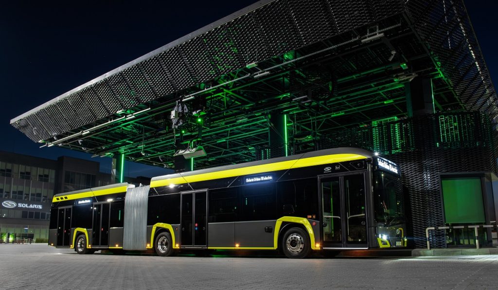 Urbino-18-Solaris-Busworld-2023