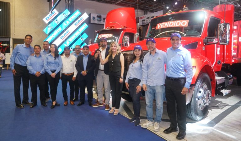 Alas-del-monte-recibe-unidades-Kenworth-T480