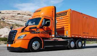 Schneider-Freightliner-eCascadia