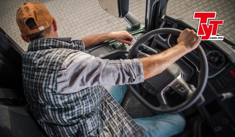 Acelera en septiembre personal ocupado en el autotransporte de carga