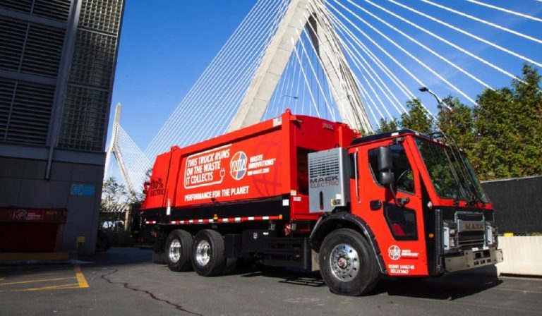 Mack-LR-Electric